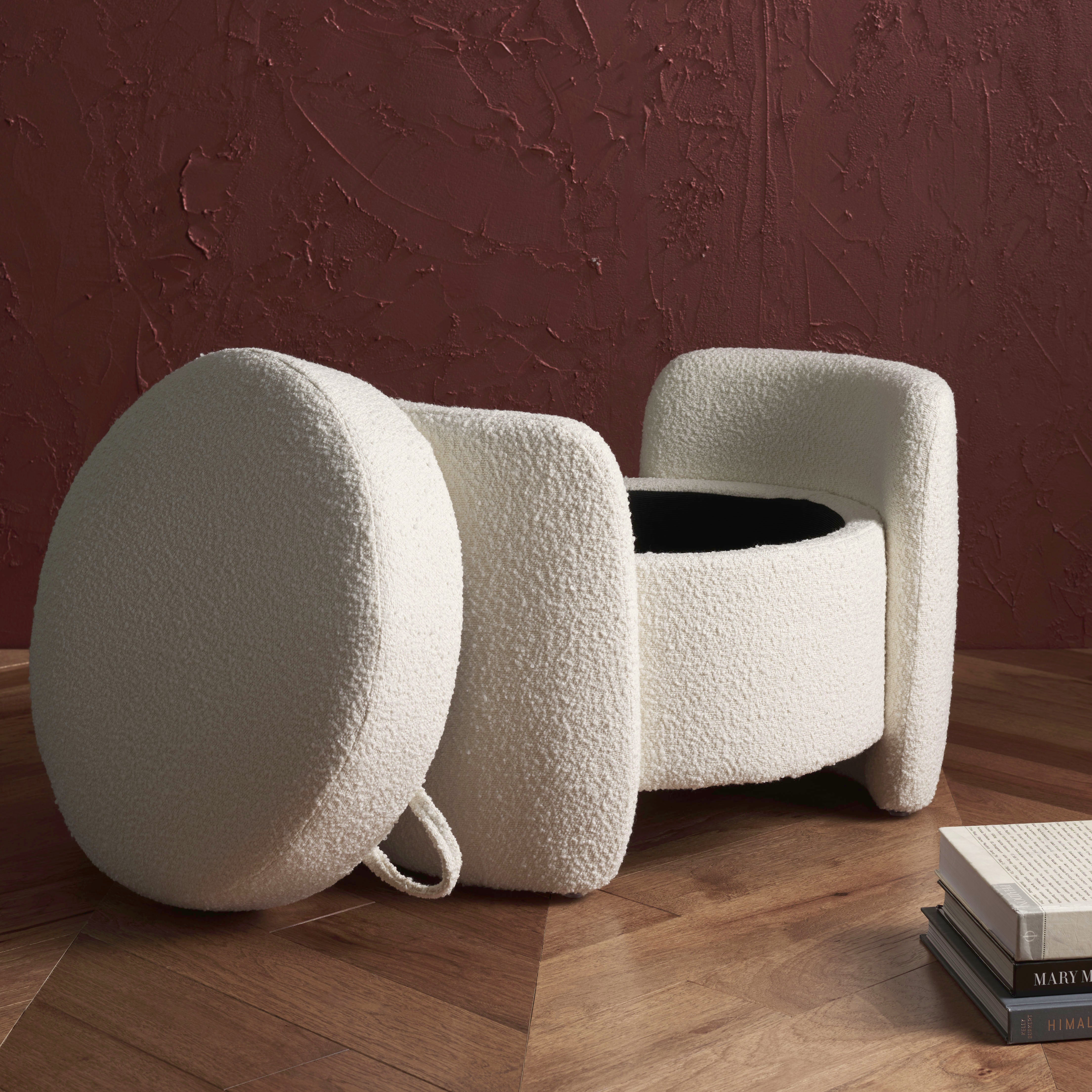 DANIANNA BOUCLE OTTOMAN